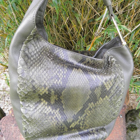 Gucci Greenwich Handbag Tote Python Leather - Picture 14 of 16